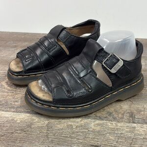 Dr. Martens Y25 Vintage Chunky Platform Sandals Black Leather Size 7 Fisherman